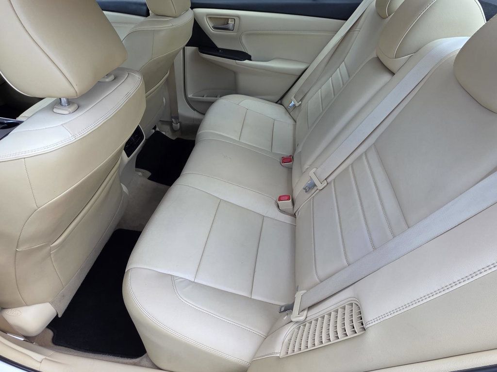 Used 2017 Toyota Camry XLE FWD image 9