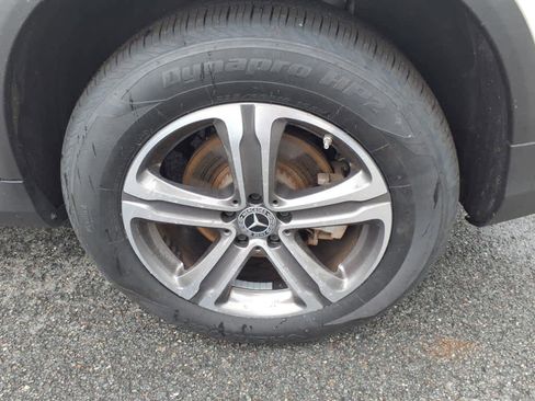 Used 2022 Mercedes-Benz GLC 300 4MATIC image 7