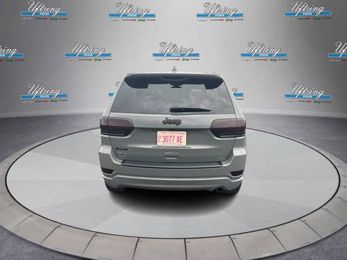 Used 2022 Jeep Grand Cherokee Laredo X image 4