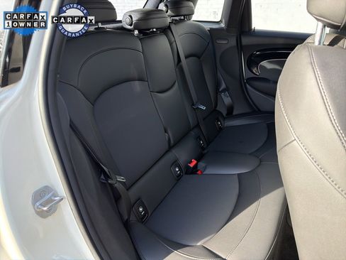 Used 2022 MINI Cooper S image 12