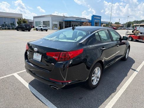 Used 2013 Kia Optima LX FWD image 4