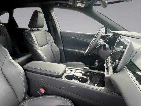 Used 2026 Lexus RX 350 FWD w/ Accessory Package (Z1) image 6