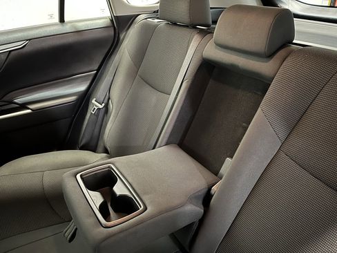 Used 2021 Toyota RAV4 LE image 15