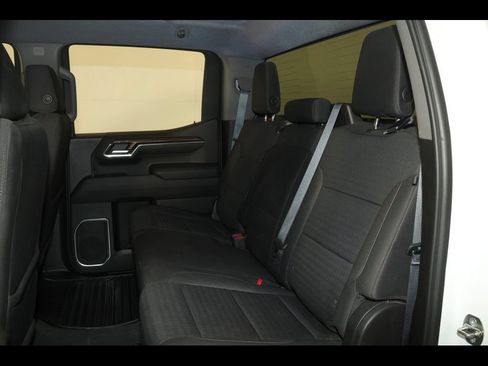 Used 2022 Chevrolet Silverado 1500 LT AWD/4WD image 32