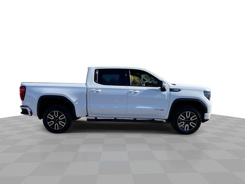 Used 2023 GMC Sierra 1500 AT4 image 3