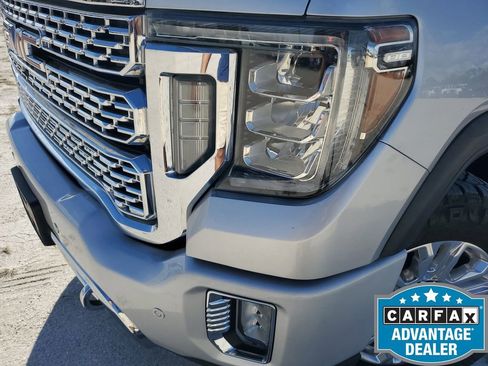 Used 2020 GMC Sierra 2500 Denali w/ Denali Ultimate Package image 17