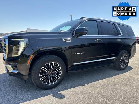 Used 2025 GMC Yukon Elevation w/ LPO, Floor Liner Package AWD/4WD image 8