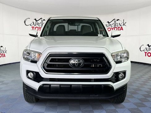 Used 2021 Toyota Tacoma SR5 RWD image 2