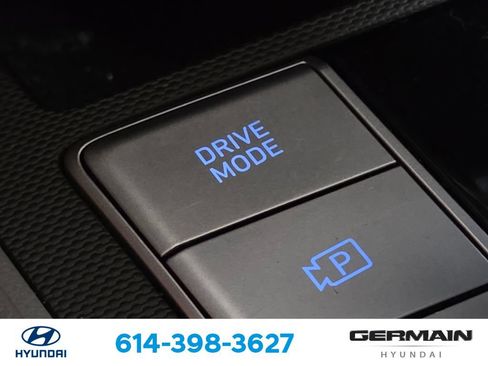 Used 2023 Hyundai Elantra SEL w/ Preferred Accessory Package FWD image 31