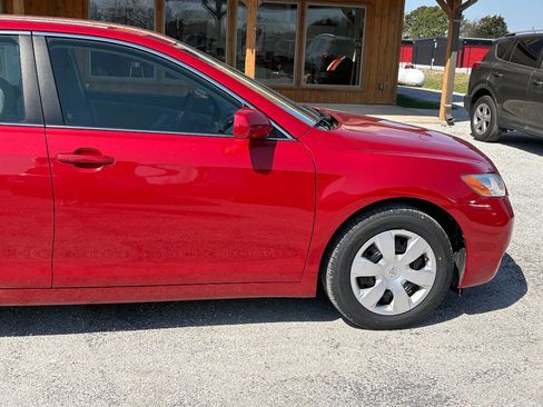 Used 2007 Toyota Camry LE image 14