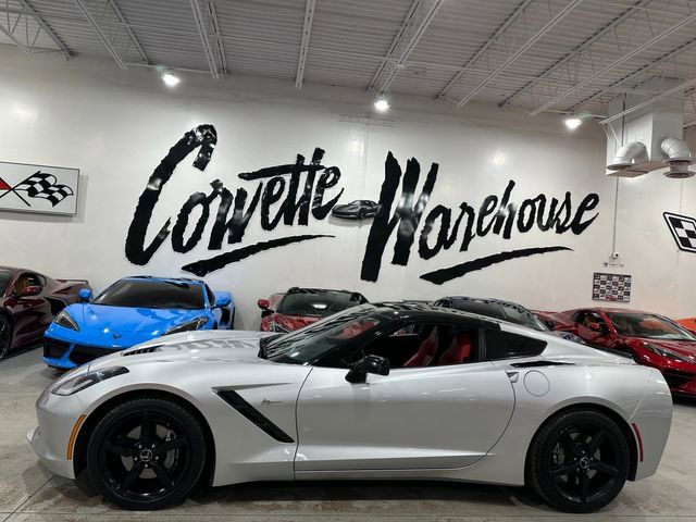 Used 2015 Chevrolet Corvette Stingray Coupe RWD image 3