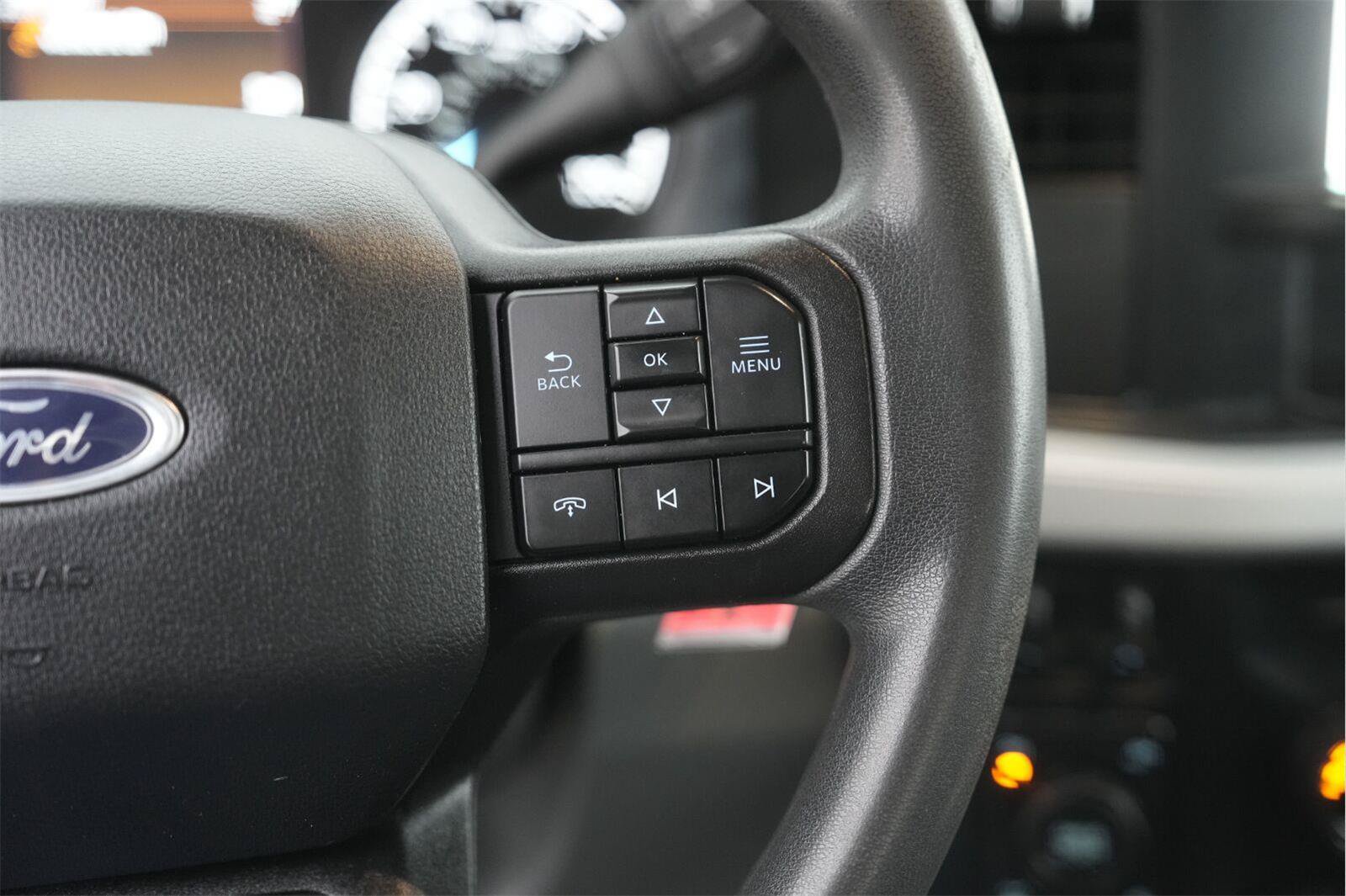 Used 2023 Ford F350 XLT w/ 360-Degree Camera Package AWD/4WD image 23