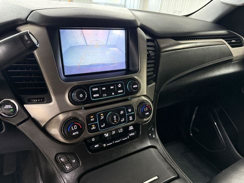 Used 2019 GMC Yukon XL Denali w/ Denali Ultimate Package AWD/4WD image 25