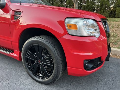 Used 2008 Ford Explorer Sport Trac Adrenalin image 74