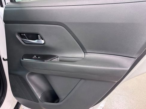 New 2026 Nissan Kicks SV w/ SV Premium Package AWD/4WD image 23