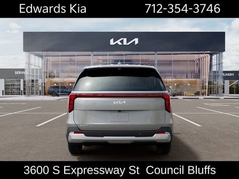 New 2026 Kia Carnival EX FWD image 6
