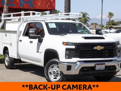 Used 2024 Chevrolet Silverado 2500 W/T w/ WT Convenience Package RWD image 2