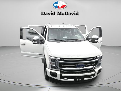 Used 2022 Ford F250 Platinum w/ FX4 Off-Road Package image 31