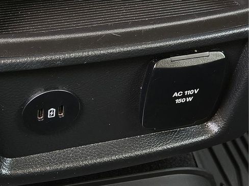 Used 2023 Ford Edge SEL w/ Convenience Package AWD/4WD image 11