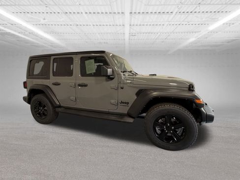 Used 2022 Jeep Wrangler Unlimited Sport AWD/4WD image 6