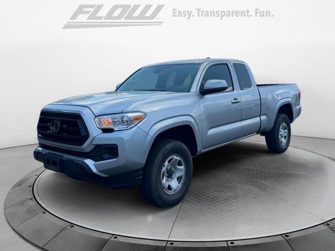 Used 2022 Toyota Tacoma SR w/ SR Convenience Package AWD/4WD image 3
