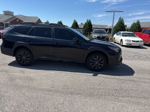 Certified 2024 Subaru Outback Onyx Edition AWD/4WD image 9