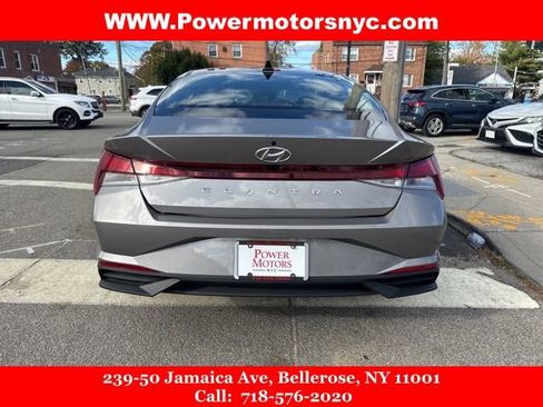 Used 2023 Hyundai Elantra SEL w/ Convenience Package image 4