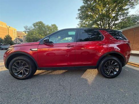 Used 2018 Land Rover Discovery Sport HSE AWD/4WD image 13