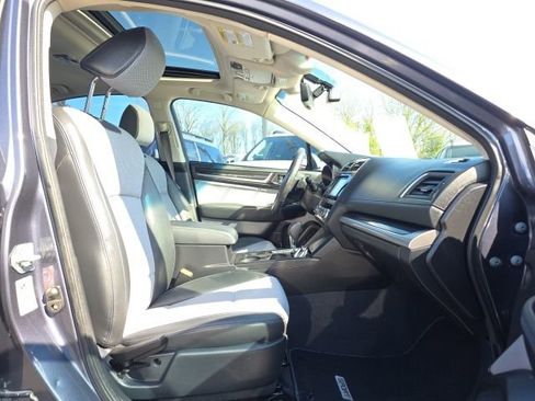 Used 2017 Subaru Legacy 2.5i Sport image 22