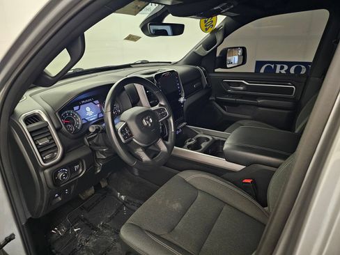 Used 2023 RAM 1500 Big Horn AWD/4WD image 3
