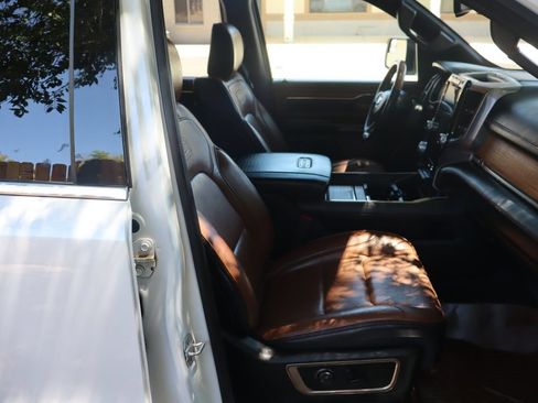 Used 2019 RAM 1500 Limited AWD/4WD image 23