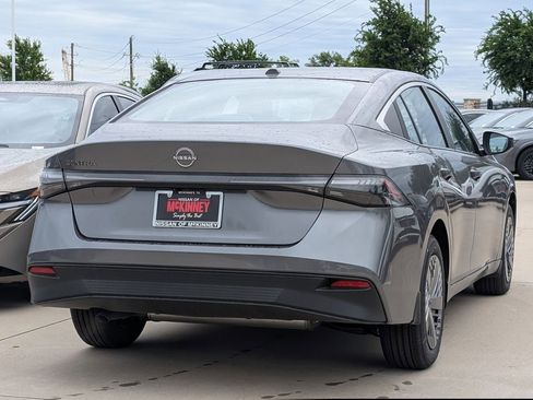 New 2026 Nissan Sentra S FWD image 4