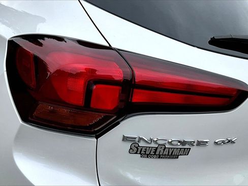 Certified 2022 Buick Encore GX Select w/ Sport Touring Package image 21