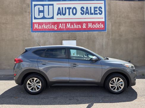 Used 2018 Hyundai Tucson SE FWD image 4