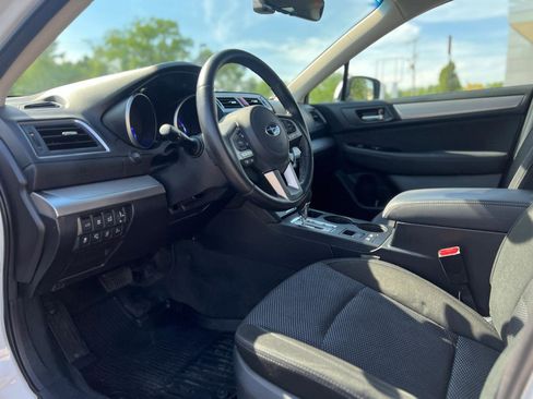 Used 2017 Subaru Outback 2.5i Premium AWD/4WD image 17