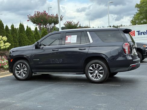 Used 2022 Chevrolet Tahoe LT w/ LT Signature Plus Package RWD image 9