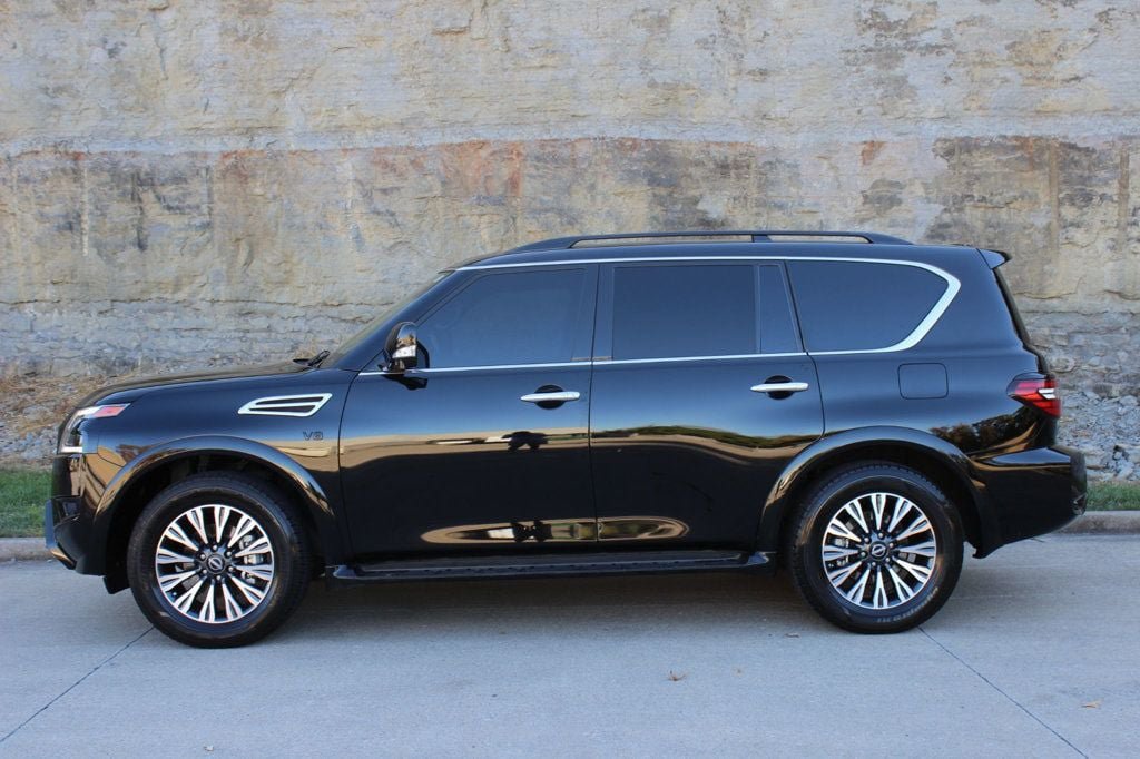 Used 2022 Nissan Armada SL w/ Midnight Edition Package RWD image 8