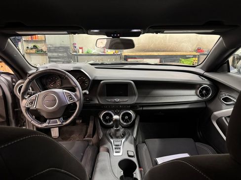 Used 2020 Chevrolet Camaro LS RWD image 26