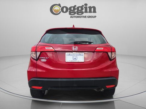 Used 2018 Honda HR-V LX image 4