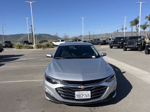 Used 2019 Chevrolet Malibu LT w/ LPO, Convenience Package 2 image 3