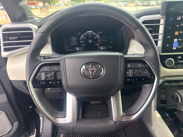 Used 2023 Toyota Sequoia Capstone AWD/4WD image 29