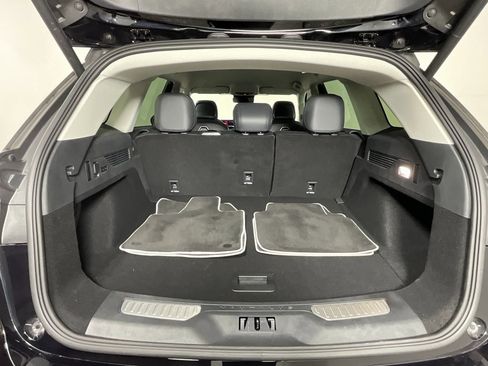 Used 2025 Lincoln Nautilus Premier image 27