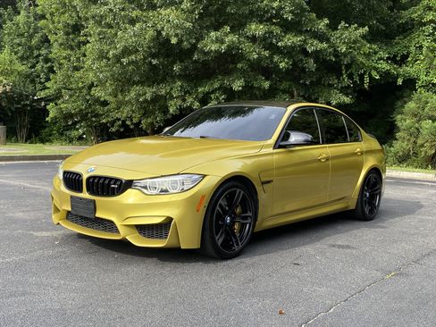 Used 2017 BMW M3 RWD image 5