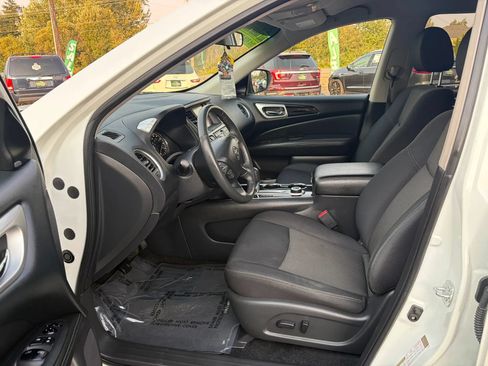 Used 2018 Nissan Pathfinder 4WD image 11