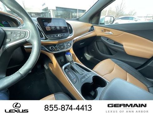 Used 2016 Chevrolet Volt Premier w/ Driver Confidence Package image 20