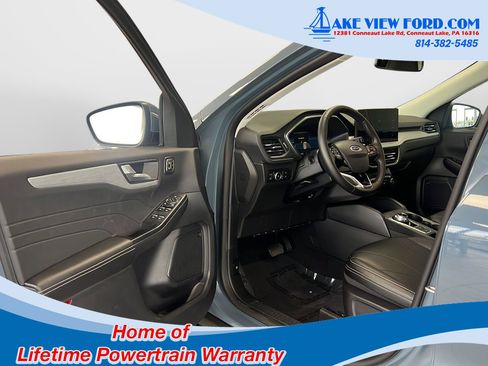 Used 2026 Ford Escape SE w/ PHEV Premium Package FWD image 19