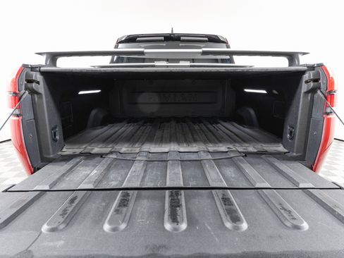 Used 2022 Rivian R1T Adventure image 7