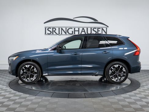 New 2026 Volvo XC60 B5 Plus w/ Climate Package image 8