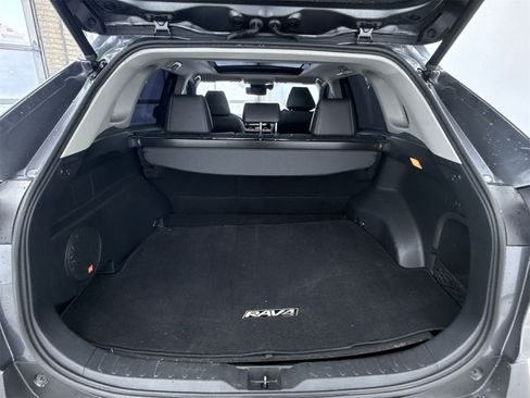 Used 2019 Toyota RAV4 Limited image 43