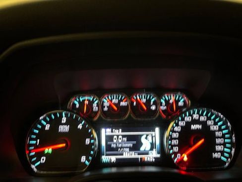Used 2018 Chevrolet Silverado 1500 LT w/ All Star Edition AWD/4WD image 15